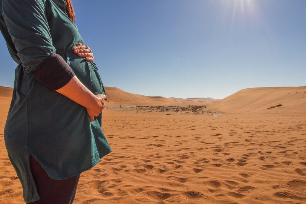 Schwanger nach Namibia, Schwangere im Sossusvlei 