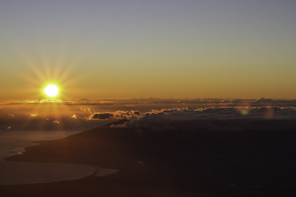 Sonnenuntergang auf dem Vulkan Haleakala, Maui, Inselgruppe Hawaii